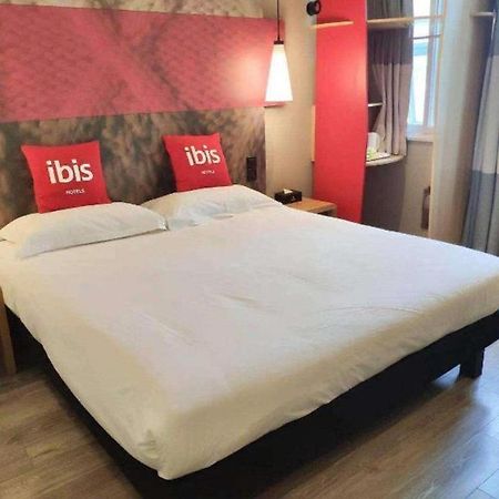 Hotel Ibis Shenyang North Station Exterior foto