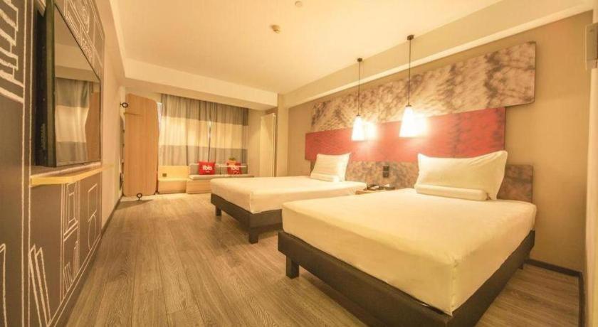 Hotel Ibis Shenyang North Station Exterior foto