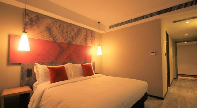 Hotel Ibis Shenyang North Station Exterior foto