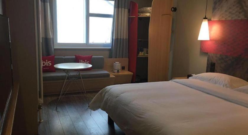 Hotel Ibis Shenyang North Station Exterior foto